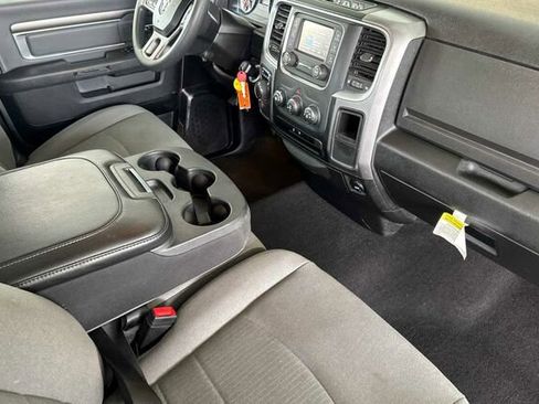 Used 2023 RAM 1500 Classic SLT image 12