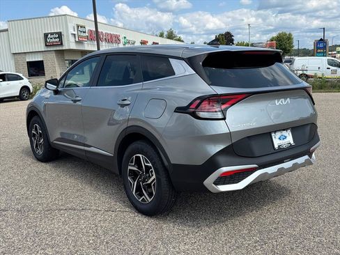 Used 2025 Kia Sportage LX AWD/4WD image 3