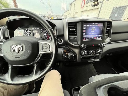 Used 2020 RAM 1500 Big Horn image 11