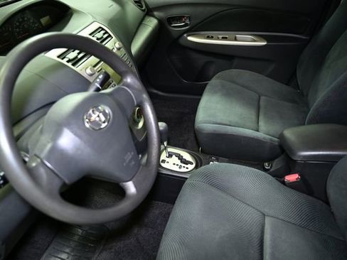 Used 2011 Toyota Yaris Sedan image 18