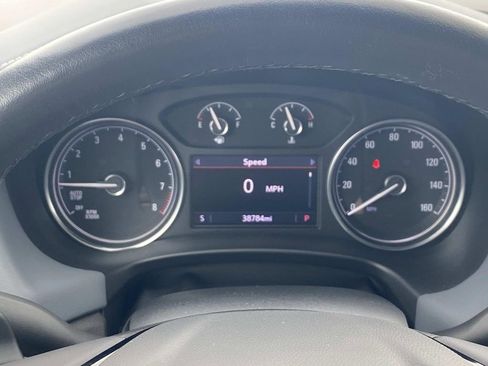 Used 2022 Buick Enclave Essence w/ Sport Touring Edition image 30