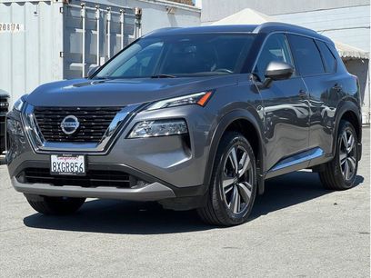 Used 2021 Nissan Rogue SL w/ Premium Package