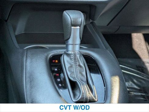 Certified 2025 Honda HR-V LX image 19