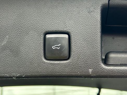 Used 2023 Ford Escape Active AWD/4WD image 23
