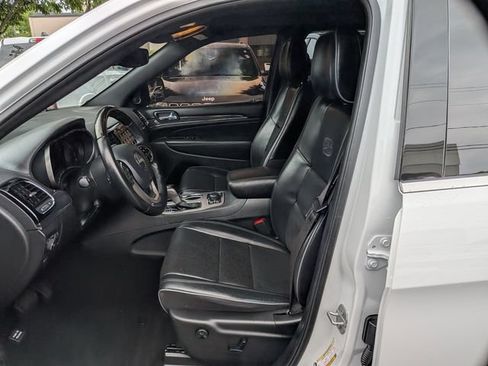 Certified 2020 Jeep Grand Cherokee Overland AWD/4WD image 9