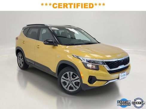 Certified 2023 Kia Seltos S w/ Navigation Package AWD/4WD image 1