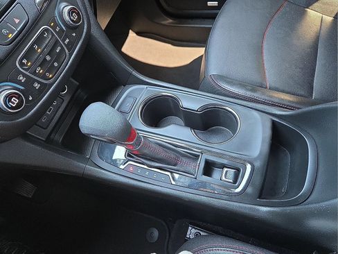 Used 2023 Chevrolet Equinox RS w/ RS Leather Package FWD image 25