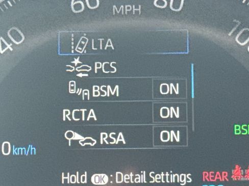 Used 2025 Toyota RAV4 XLE AWD/4WD image 18