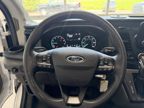 Used 2022 Ford Transit 250 148 High Roof AWD image 15