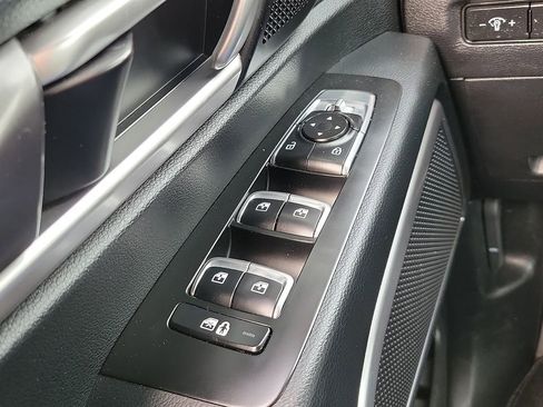 Used 2025 Kia Telluride S AWD/4WD image 14
