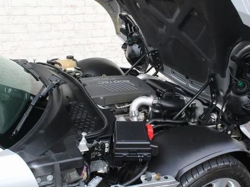 Used 2007 Pontiac Solstice GXP w/ Premium Package image 29