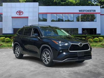Used 2021 Toyota Highlander XLE