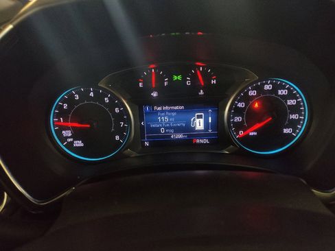 Used 2024 Chevrolet Equinox LT AWD/4WD image 23