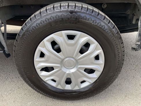 Used 2024 Ford Transit 350 XLT image 15