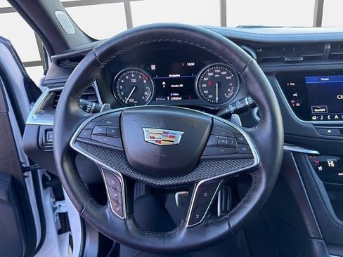 Used 2024 Cadillac XT5 Sportv w/ Technology Package image 29