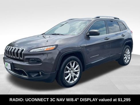 Used 2018 Jeep Cherokee Limited AWD/4WD image 4