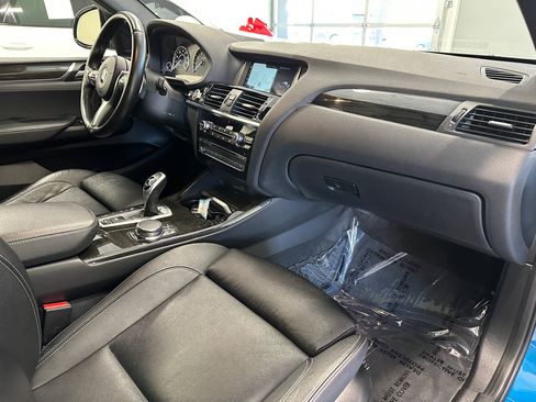 Used 2017 BMW X4 M40i image 27