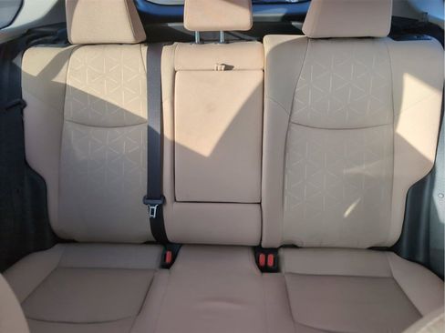 Used 2020 Toyota RAV4 XLE w/ Convenience Package image 30