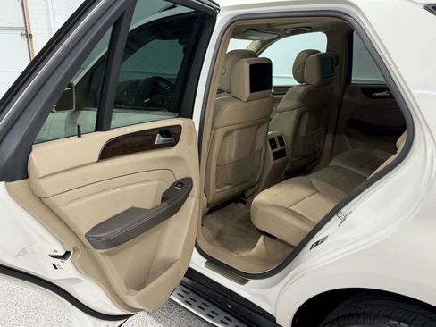 Used 2013 Mercedes-Benz ML 350 4MATIC image 36