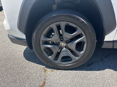 Used 2024 Toyota RAV4 Adventure image 11