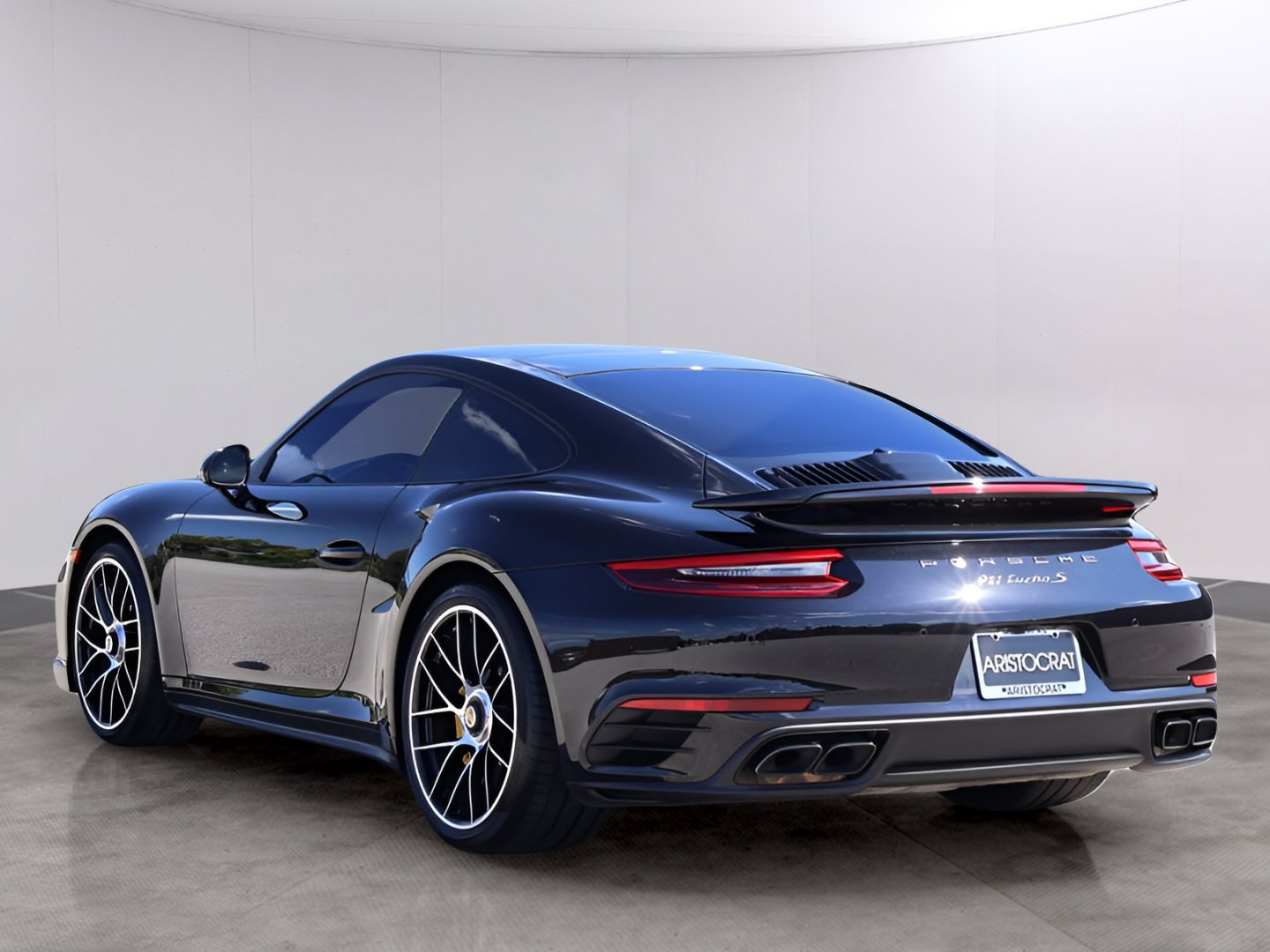 Used 2019 Porsche 911 Turbo S AWD/4WD image 3