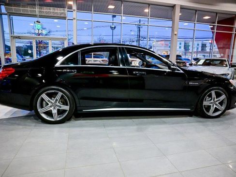 Used 2014 Mercedes-Benz S 63 AMG 4MATIC Sedan image 4