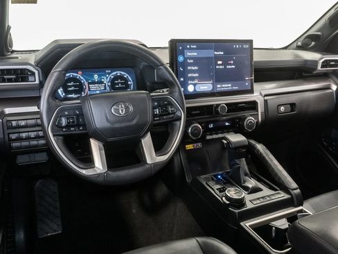 Used 2025 Toyota 4Runner TRD Off-Road Premium AWD/4WD image 7