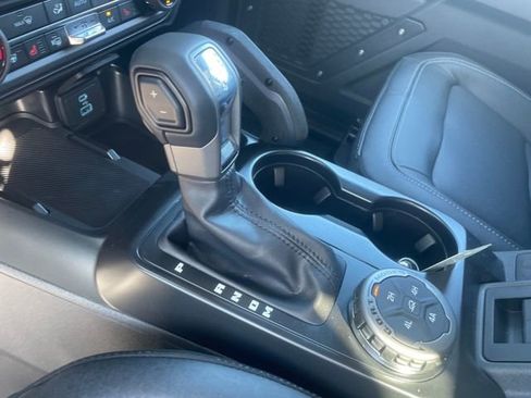 New 2025 Ford Bronco Badlands AWD/4WD image 24