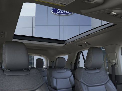 New 2026 Ford Explorer Active w/ Active Comfort Package AWD/4WD image 22