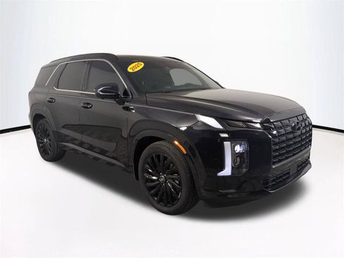 Used 2025 Hyundai Palisade Calligraphy AWD/4WD image 2