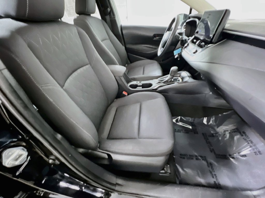 Used 2024 Toyota Corolla LE FWD image 27