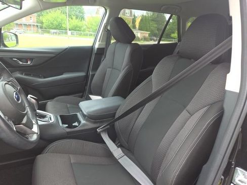 Used 2023 Subaru Outback Premium AWD/4WD image 12