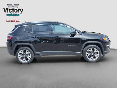 Used 2019 Jeep Compass Limited AWD/4WD image 18