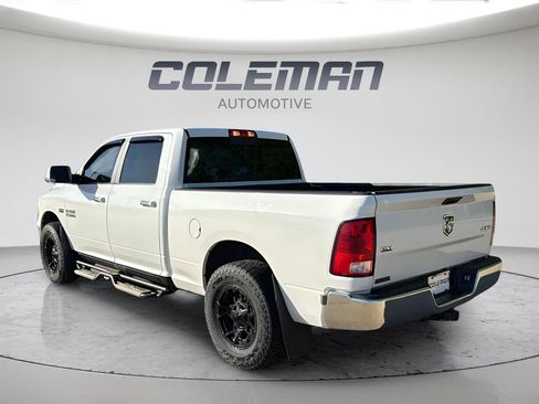 Used 2018 RAM 1500 Classic SLT AWD/4WD image 3