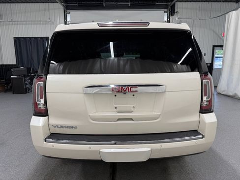 Used 2015 GMC Yukon Denali w/ Open Road Package AWD/4WD image 3