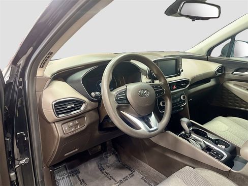 Used 2019 Hyundai Santa Fe SEL image 9
