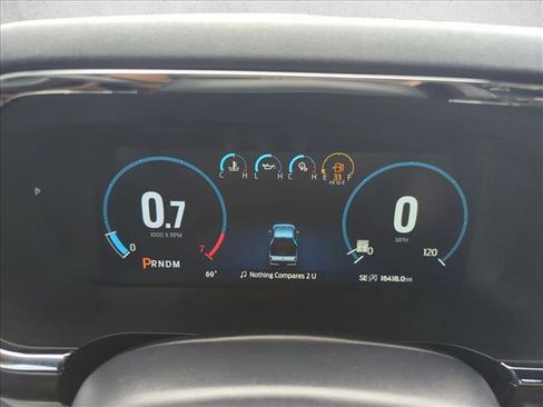 Used 2023 Ford F150 Lariat w/ Equipment Group 502A High image 10