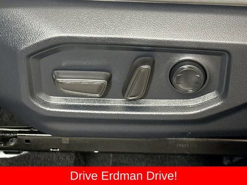 Used 2024 Toyota Tundra SR5 w/ SR5 Premium Package RWD image 31