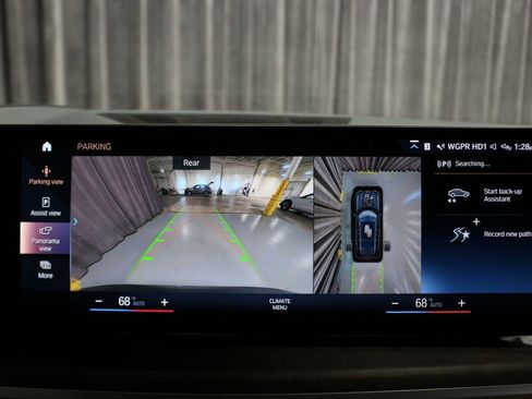 Certified 2023 BMW X7 xDrive40i w/ Executive Package image 29