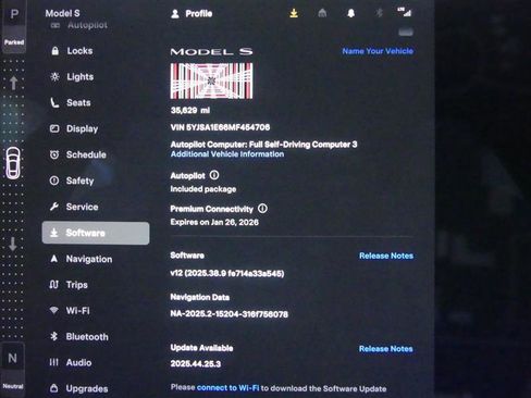 Used 2021 Tesla Model S Plaid image 9