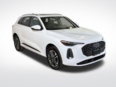 New 2025 Audi Q5 Premium Plus image 9