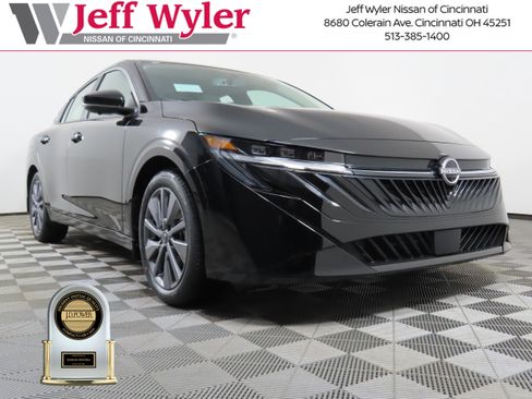 New 2026 Nissan Sentra SL w/ Floor Mat Package image 1