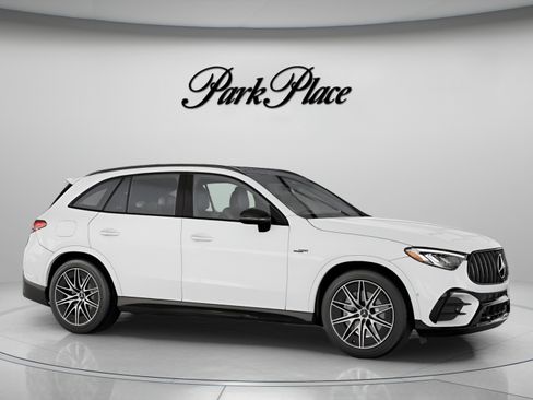 Used 2026 Mercedes-Benz GLC 43 AMG 4MATIC image 30