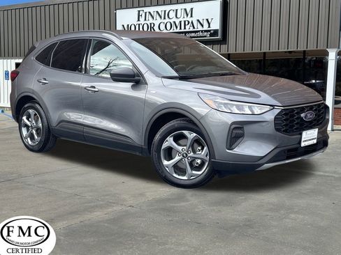Used 2025 Ford Escape ST-Line image 1