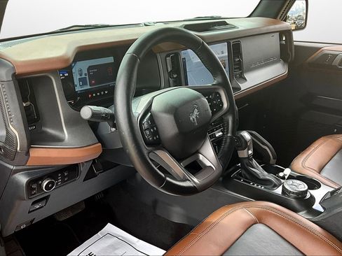 Used 2024 Ford Bronco Outer Banks image 20