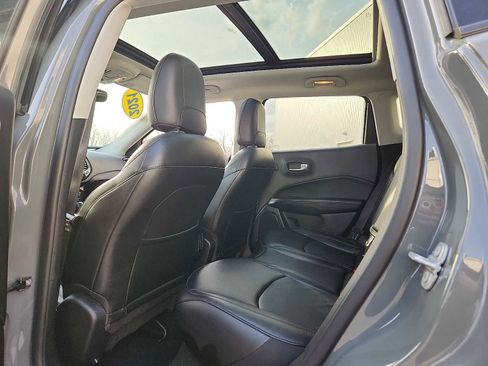 Used 2021 Jeep Compass Limited w/ Sun and Sound Group image 10