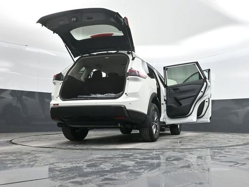 New 2026 Nissan Rogue S image 48