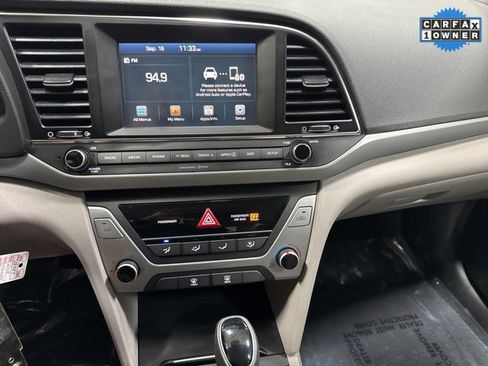 Used 2018 Hyundai Elantra SEL image 14