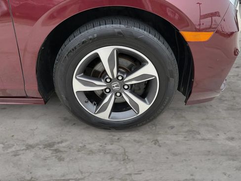 Used 2018 Honda Odyssey Touring image 46