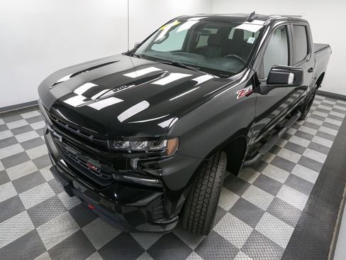 Used 2021 Chevrolet Silverado 1500 LT Trail Boss w/ Convenience Package II AWD/4WD image 6